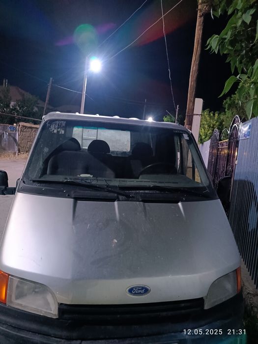 Ford transit  полугрузовик