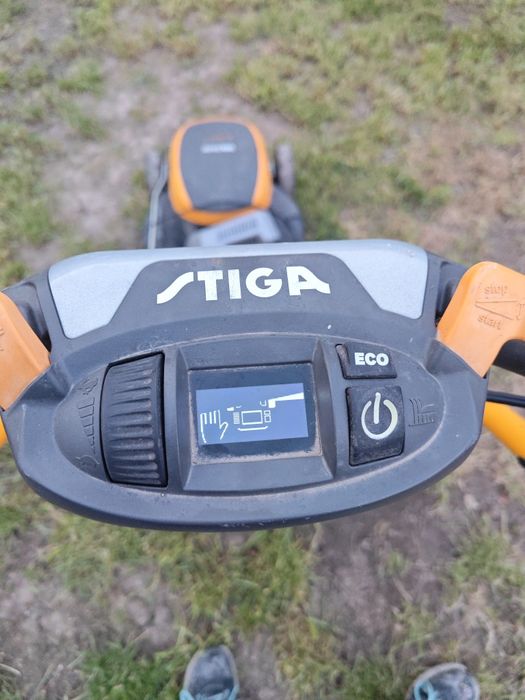 Акумулаторна косачка stiga 80v