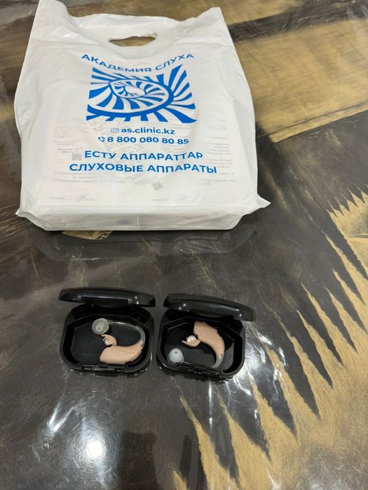 Слуховой аппарат новый