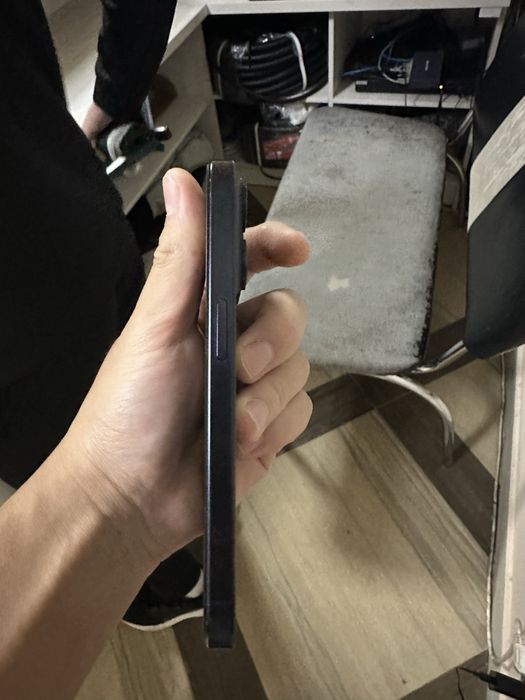 iPhone 15 pro 128гб