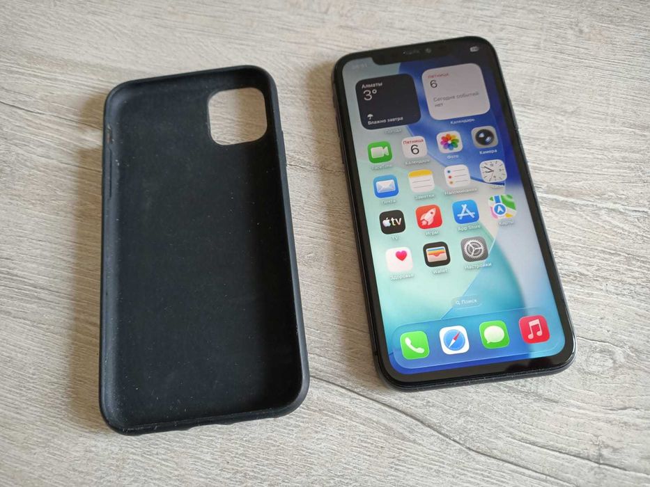 iPhone 11. Память 64 Gb.