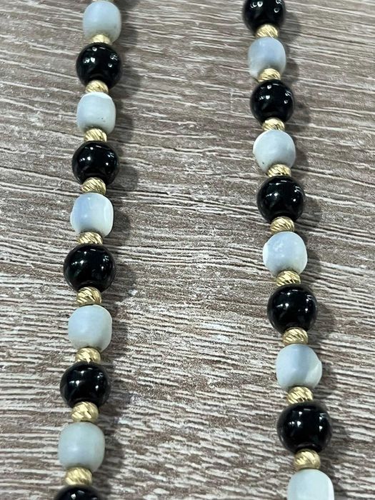 Златен синджир с маниста 585