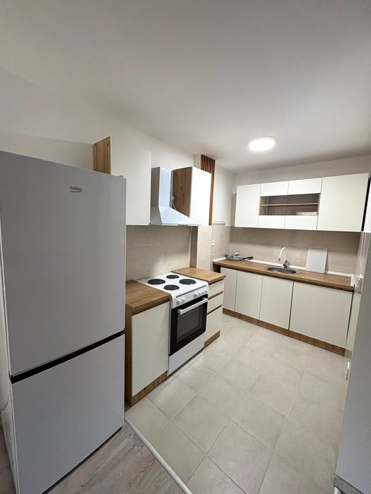 Дава се под наем Двустаен апартамент в София, Център - 75 кв.м за 510 € - Снимка #1