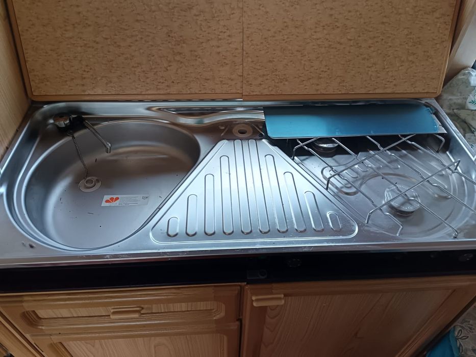 Vand rulota 5 persoane