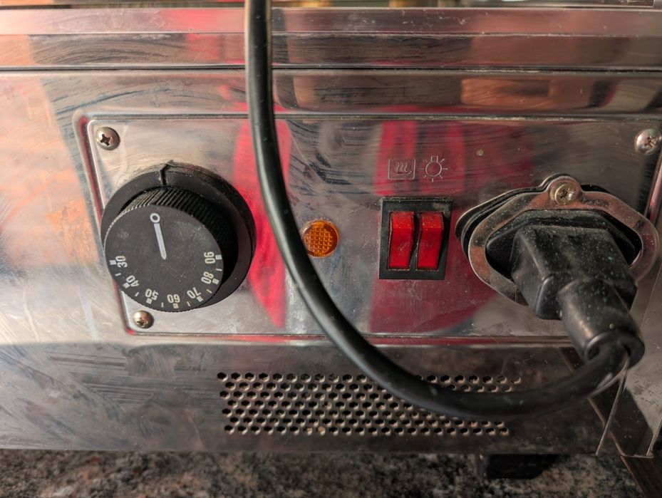 Vitrina calda 160L vitrina expunere