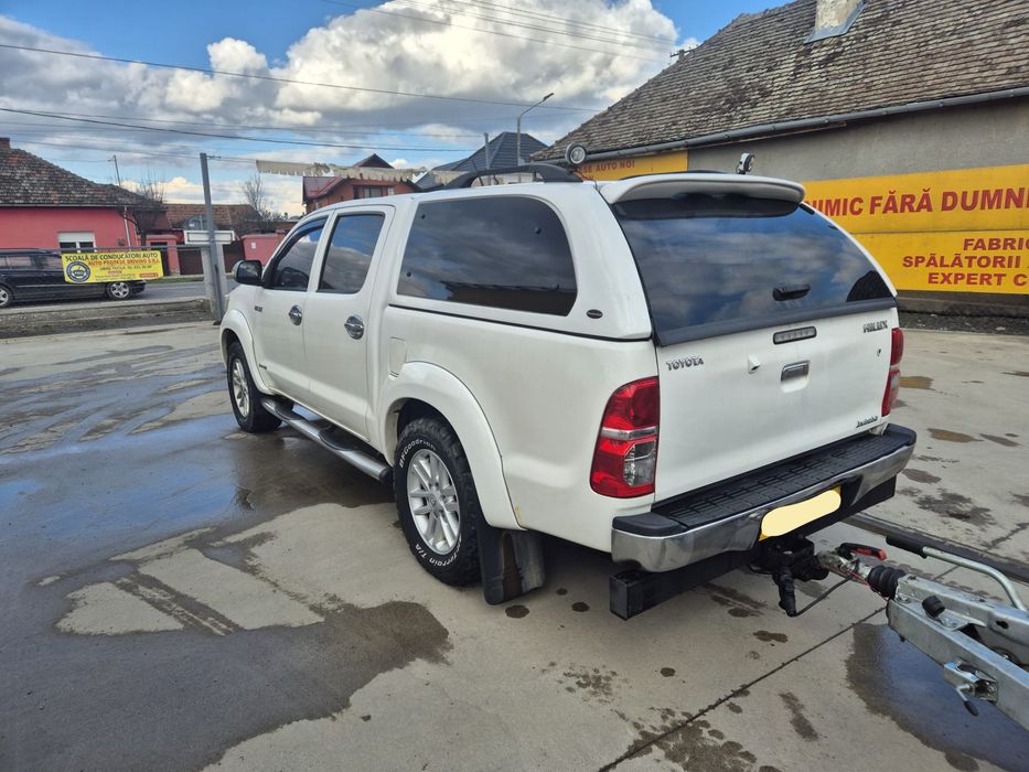 Oblon toyota hilux 2006-2016