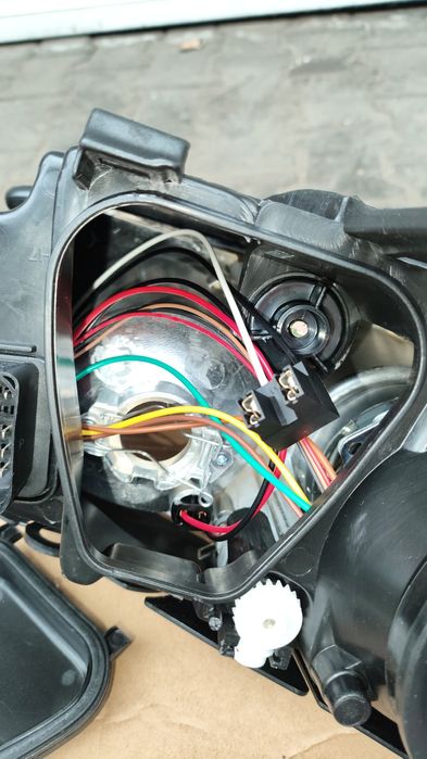 Пассат фара Б 5+