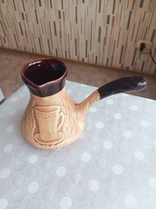 Продам керамическую кофеварку