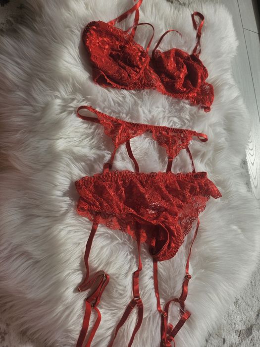 Нов сет бельо от 3 части