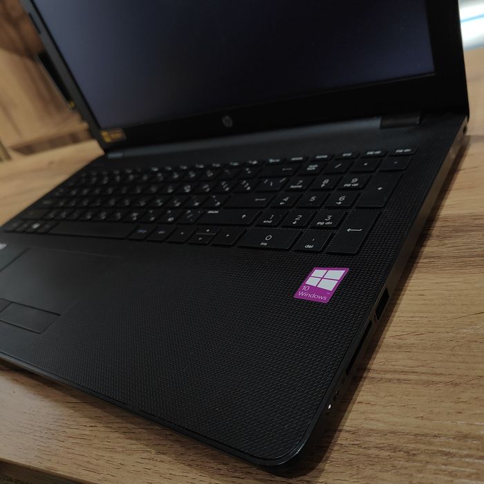 Быстрый офисной HP ноутбук