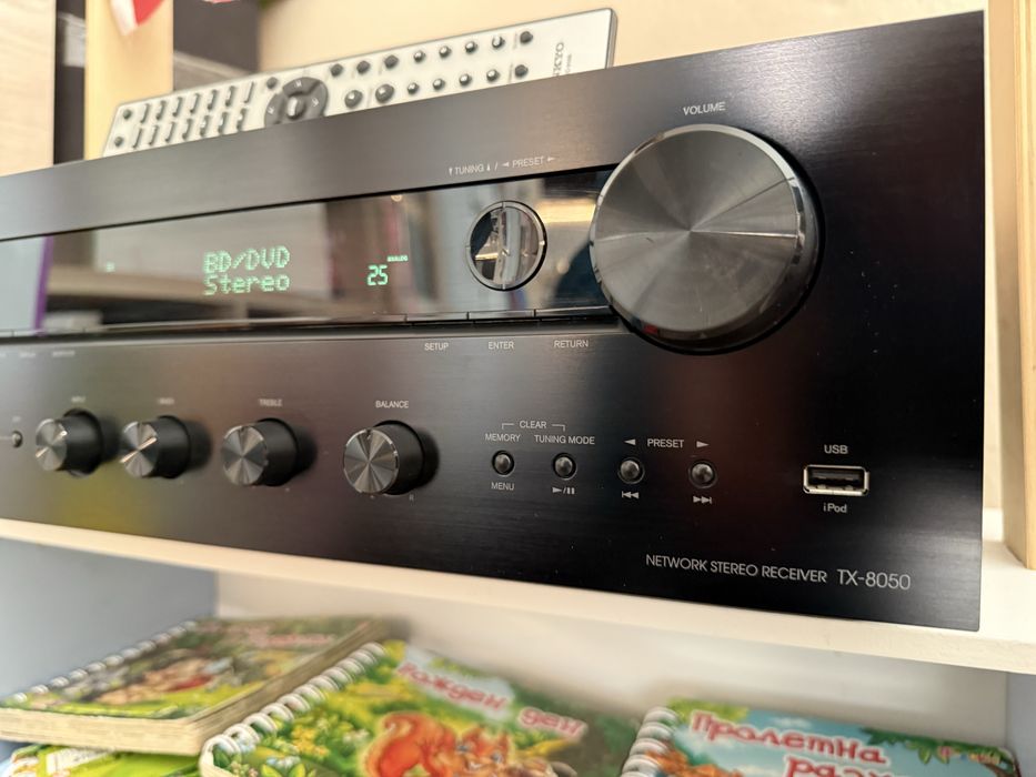 Onkyo TX-8050 стерео ресивър Оптичен вход