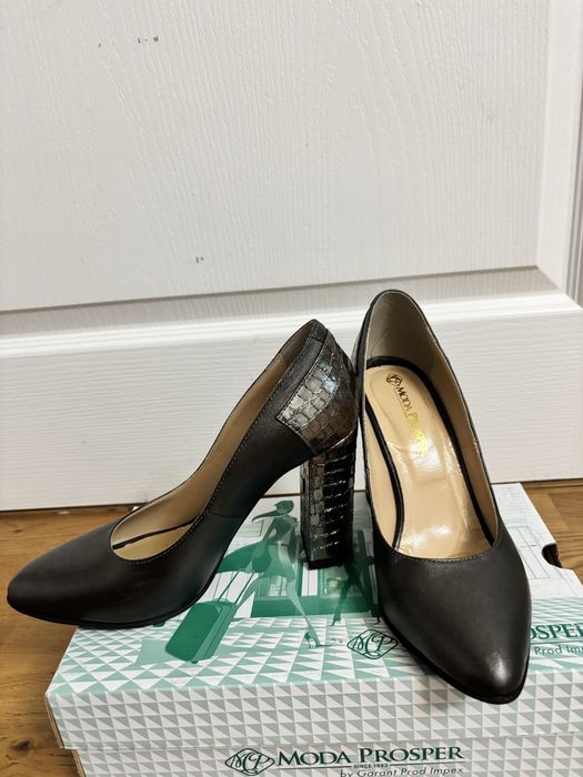 Pantofi de piele, gri, măsura 38