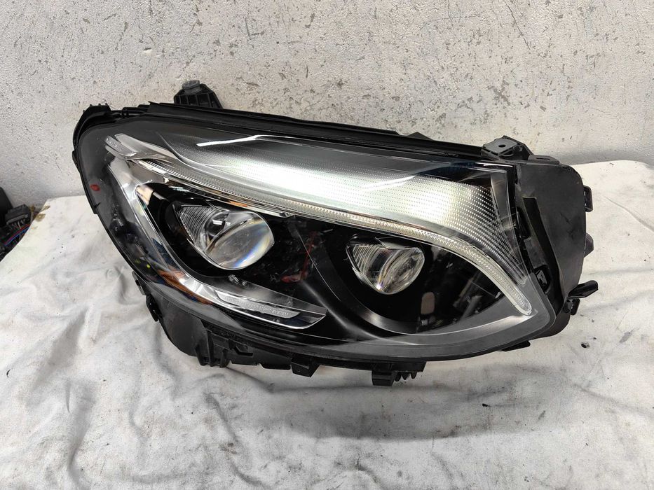 Оригинален фар Мерцедес ГЛЦ 253  Mercedes GLC 253 Led