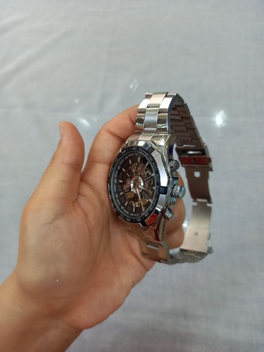 Erkaklar qo'l soati orginal Srochna