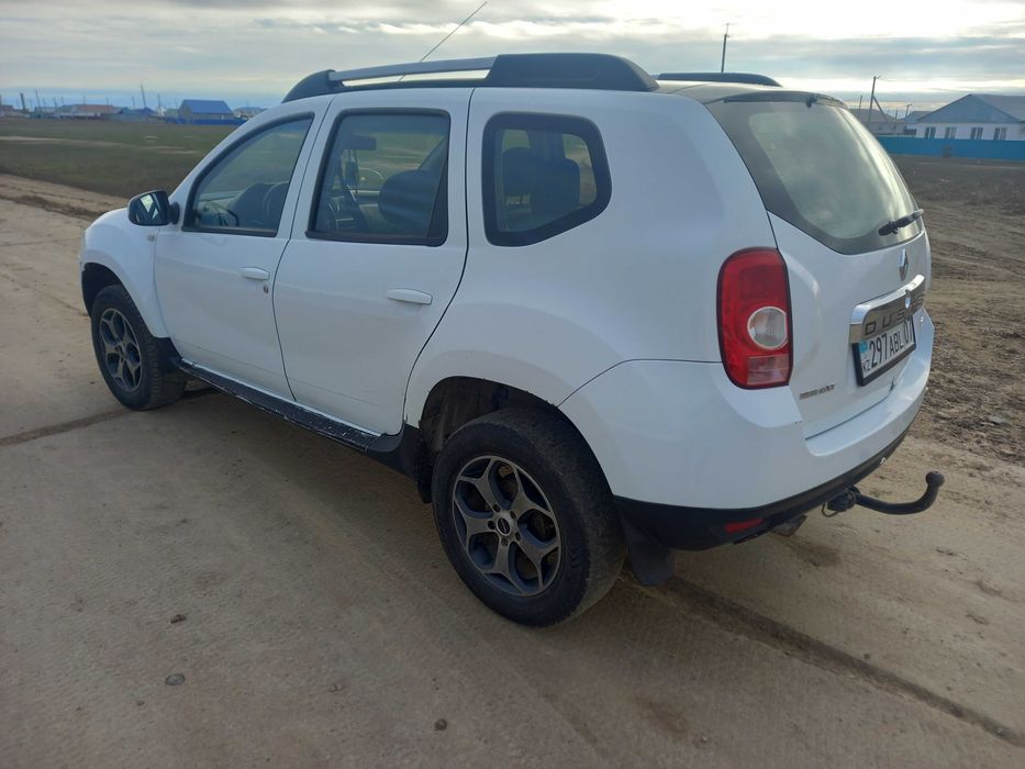 Рено Дастер в хорошем состояний.