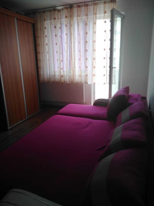 Inchiriez Apartament