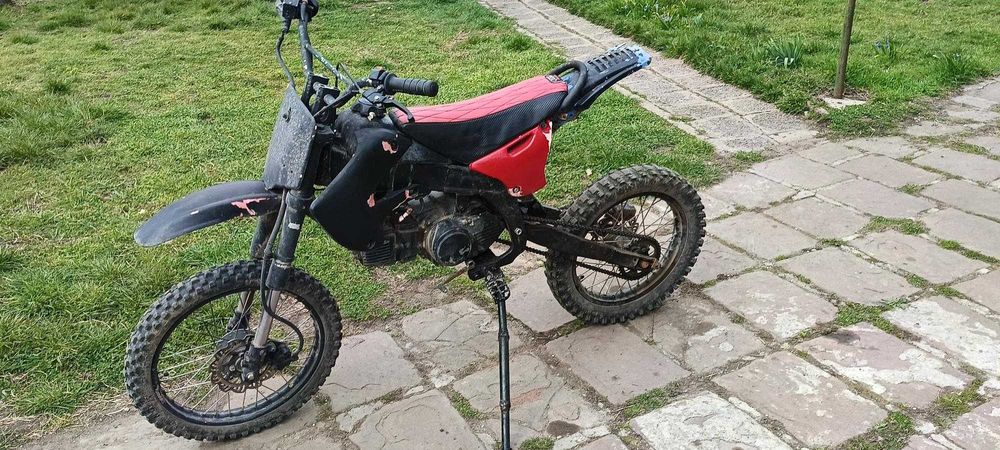 Продавам Кросов Мотор 125cc