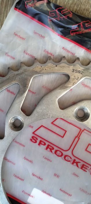 пинйони - зъбни колела за верига