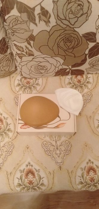 Продам силиконую  грудь