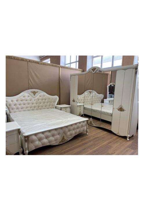 Продам спальный гарнитур новый