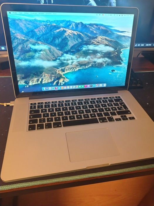 MacBook pro I7 ssd 1000 gb 16 gb ram