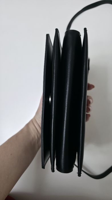 Geanta de umar Valentino Bags model Ember VBS9IE17, negru