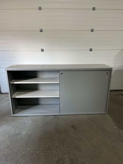 Dulap metalic profesional cu uși glisante – stare foarte bună
