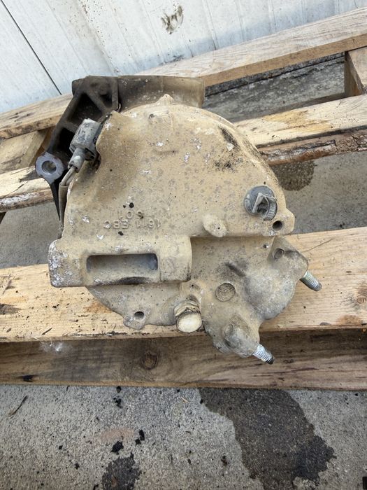 Компресор за климатик Sanden 8W83-19D629-AC за Range Rover / Jaguar