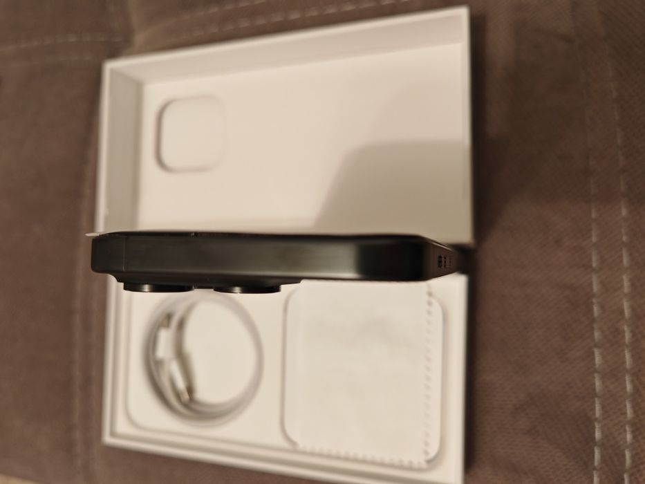 iPhone 15 pro max 256gb