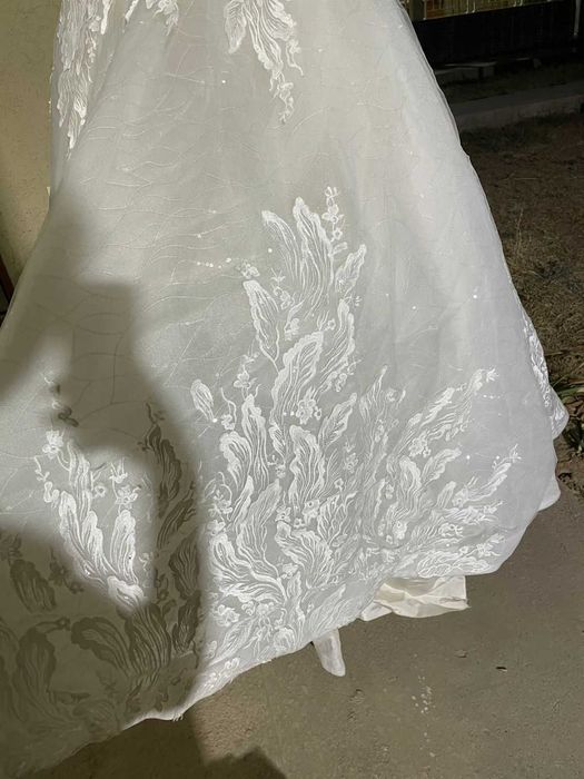 Свадебные платья