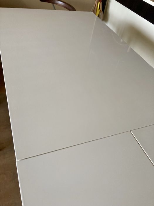 Разгъваема трапезна маса