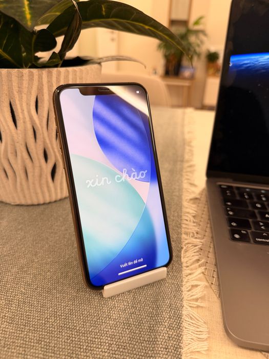 Apple iPhone 11 Pro 64GB Gold – 96% батерия, 1 година гаранция
