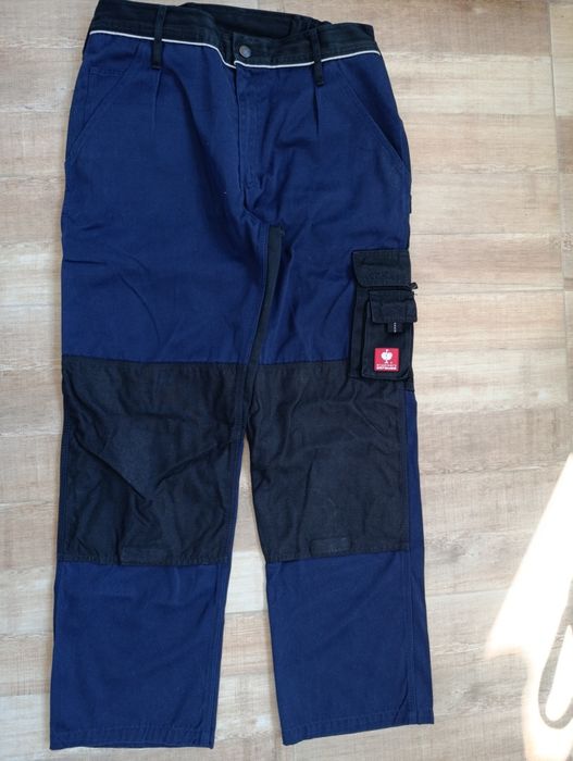 Работен панталон Strauss