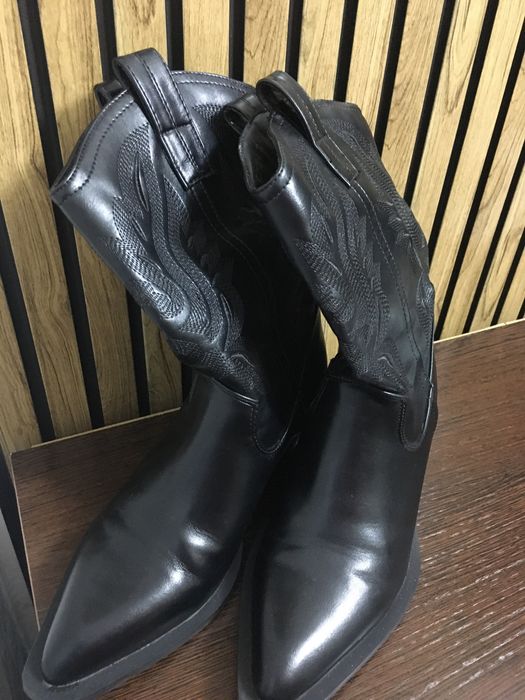 Сапоги ,казаки также продам черные