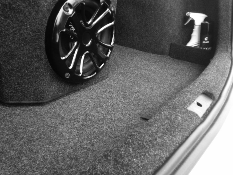 Карпет автомобильный самоклеющийся