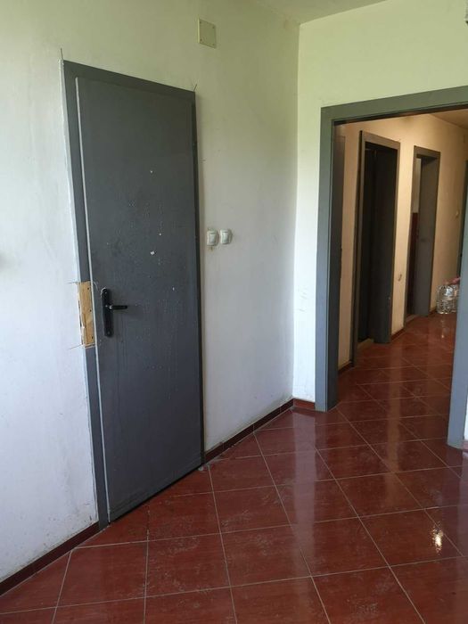 Продава се Промишлена сграда в с. Скалица, Област Ямбол - 750 кв.м за 276 €/кв.м - Снимка #17