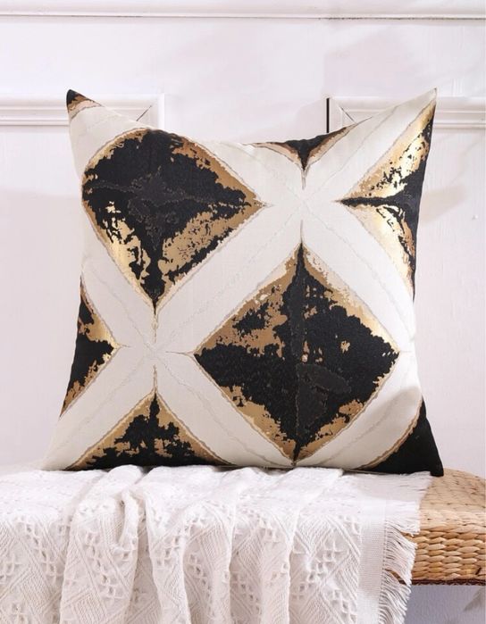 Fete perna decor canapea