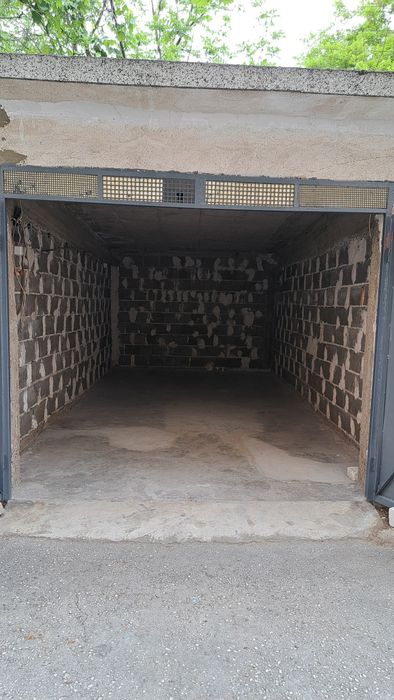 Гараж под наем гр.Пазарджик