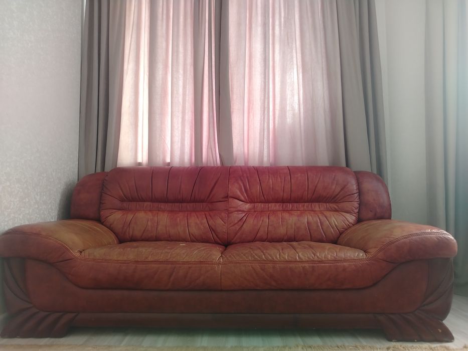 Продается диван натуральная кожа