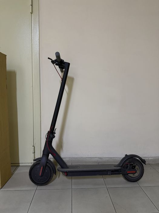 Электро Самокат Xiaomi Mijia Electric Scooter M365