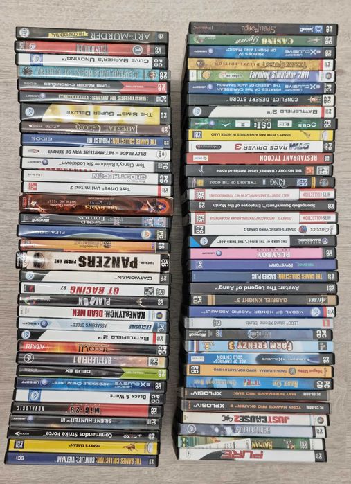 Lot colectie de 70 de Jocuri PC Clasice Retro, 9 Filme DVD, Colectie discuri Audio