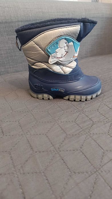 Детски апрески Колев и Колев