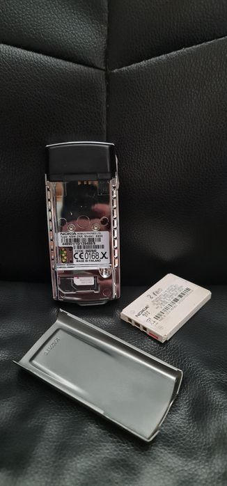 Nokia  8850   !!