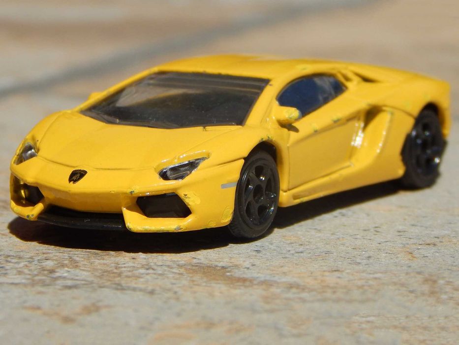 Macheta Lamborghini Aventador sc 1:64 Majorette uzata