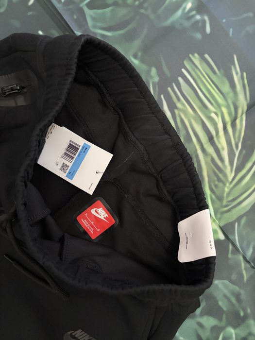 Pantaloni Scurti Nike Tech