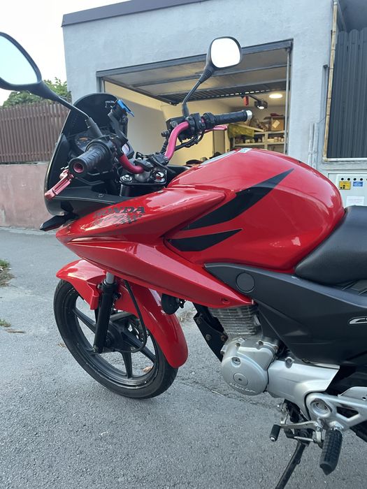 Honda CBF125 2011 ( nu yzf, mt, ktm, cbr)