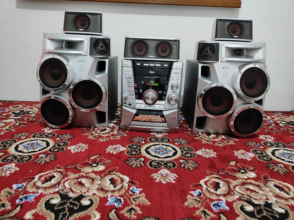 Muzikalni sentir aiwa sotiladi