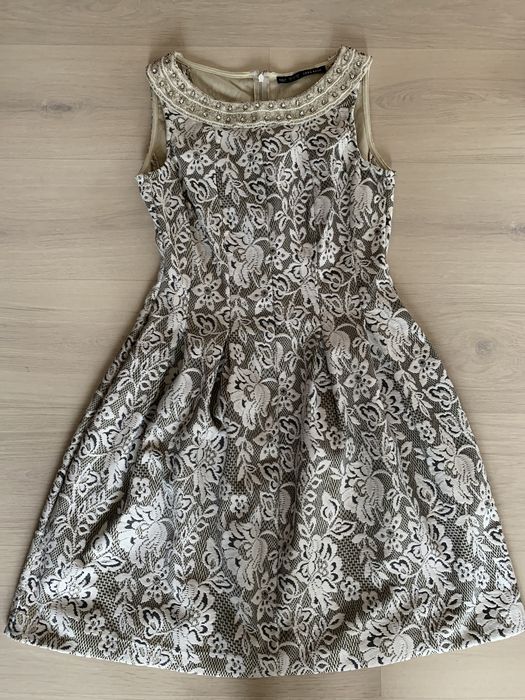 Vand rochite superbe (M) Zara , Mango.