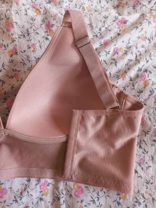 Sutien 90D nou, nepurtat, cu sustinere