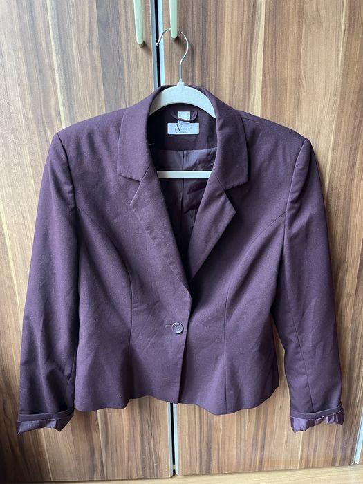 Лилаво дамско сако